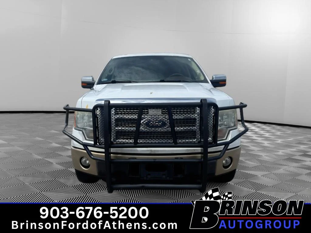 Used 2011  Ford King Ranch image 2