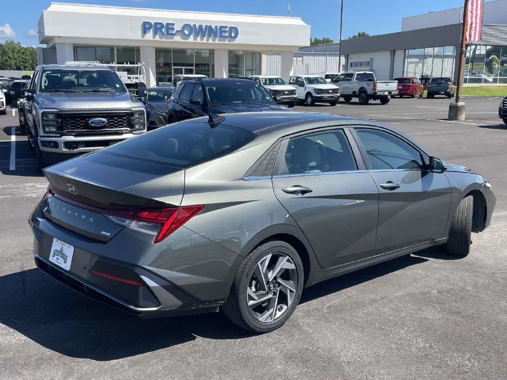 Used 2024 Gray Hyundai Limited image 3