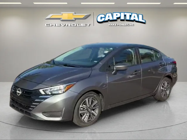Used 2025  Nissan SV image 1