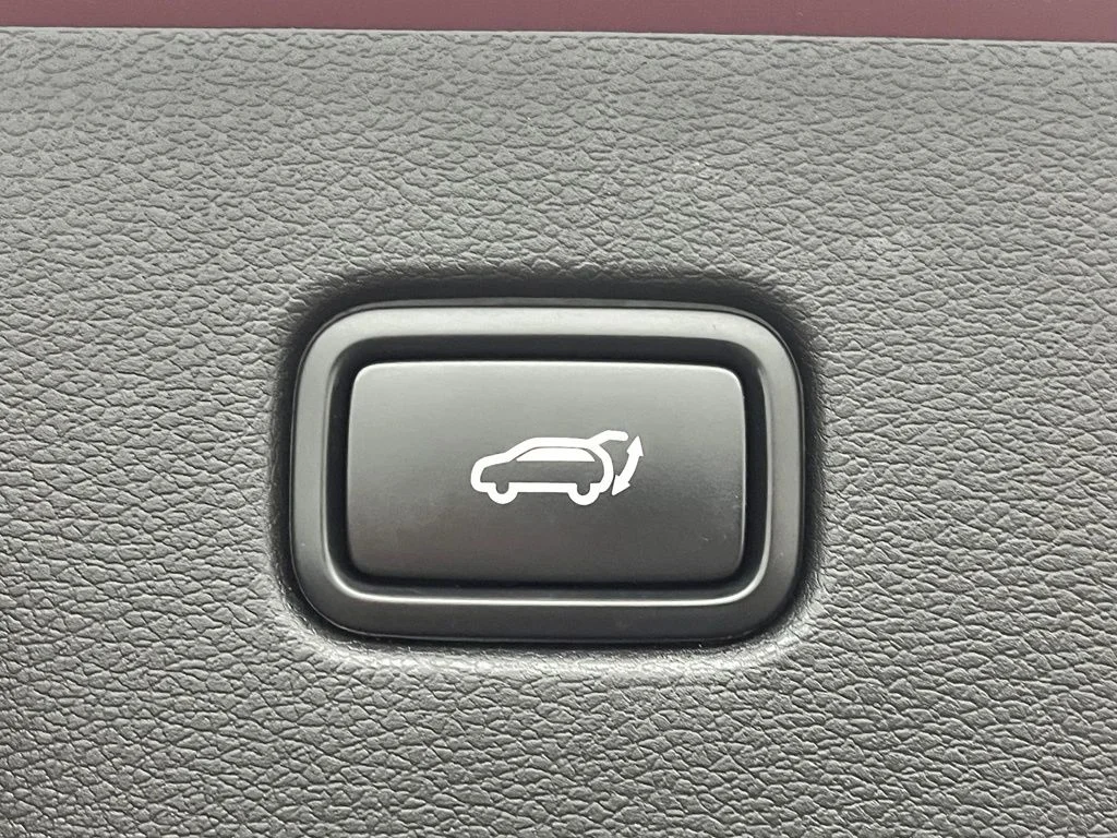Used 2023 Red Kia SX image 12