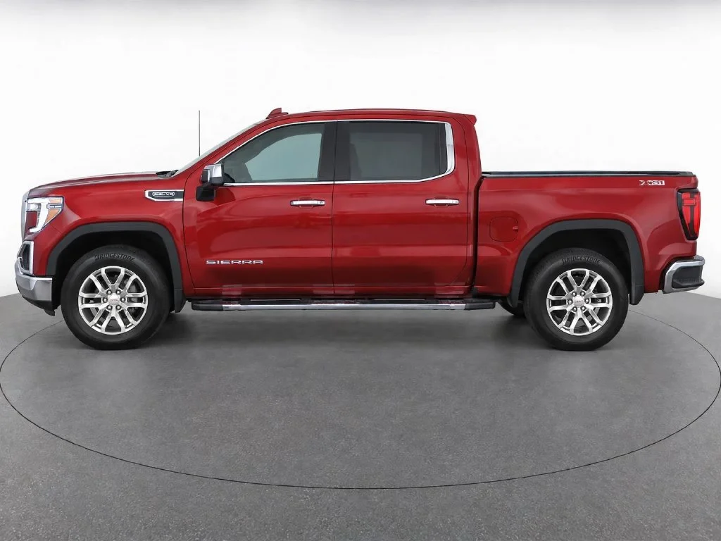 Used 2021 Red GMC SLT image 7