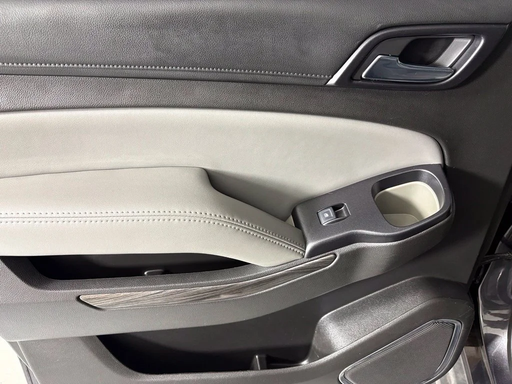 Used 2016 TUNGSTEN METALLIC Chevrolet LT image 41