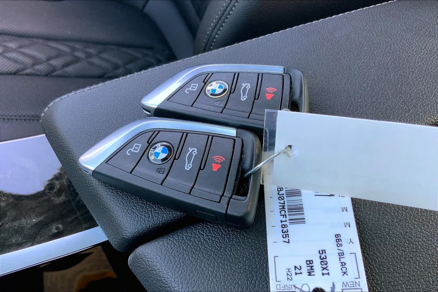 Certified Used 2021 Jet Black BMW 530i xDrive image 14
