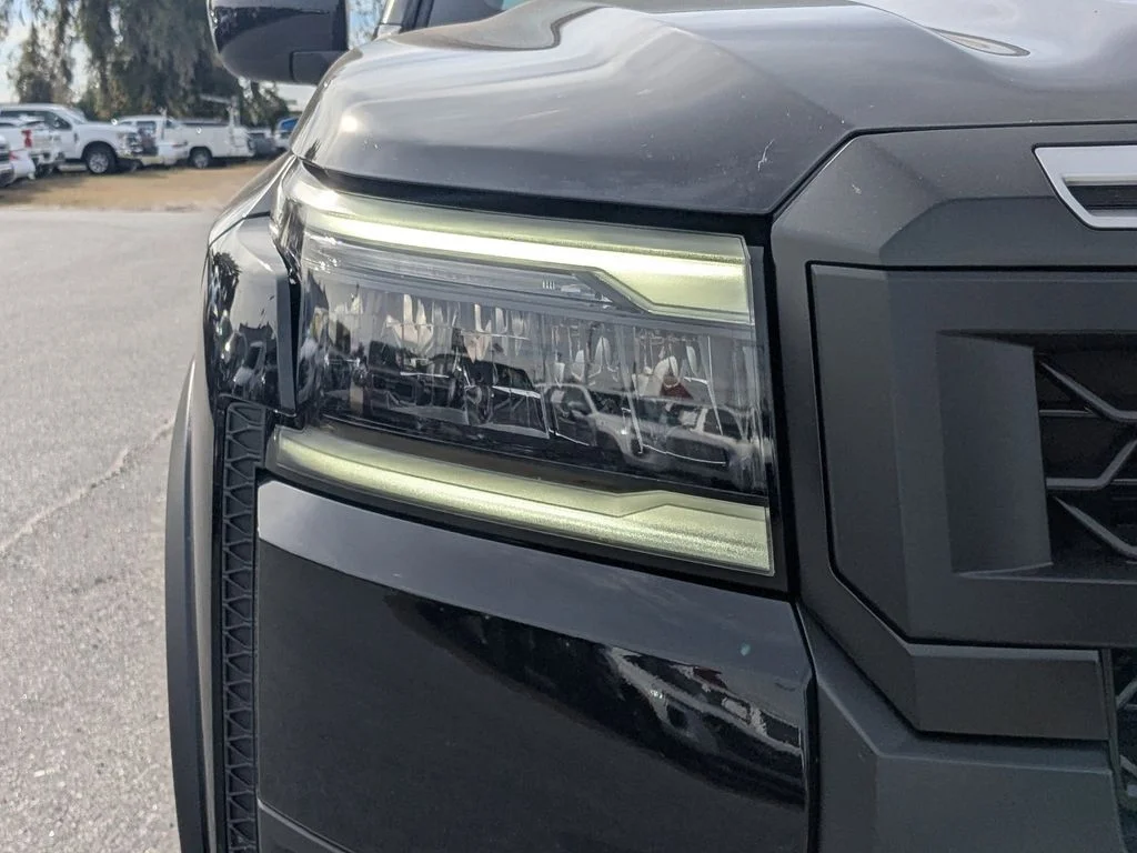 2026 Nissan Frontier PRO-X - Photo 8