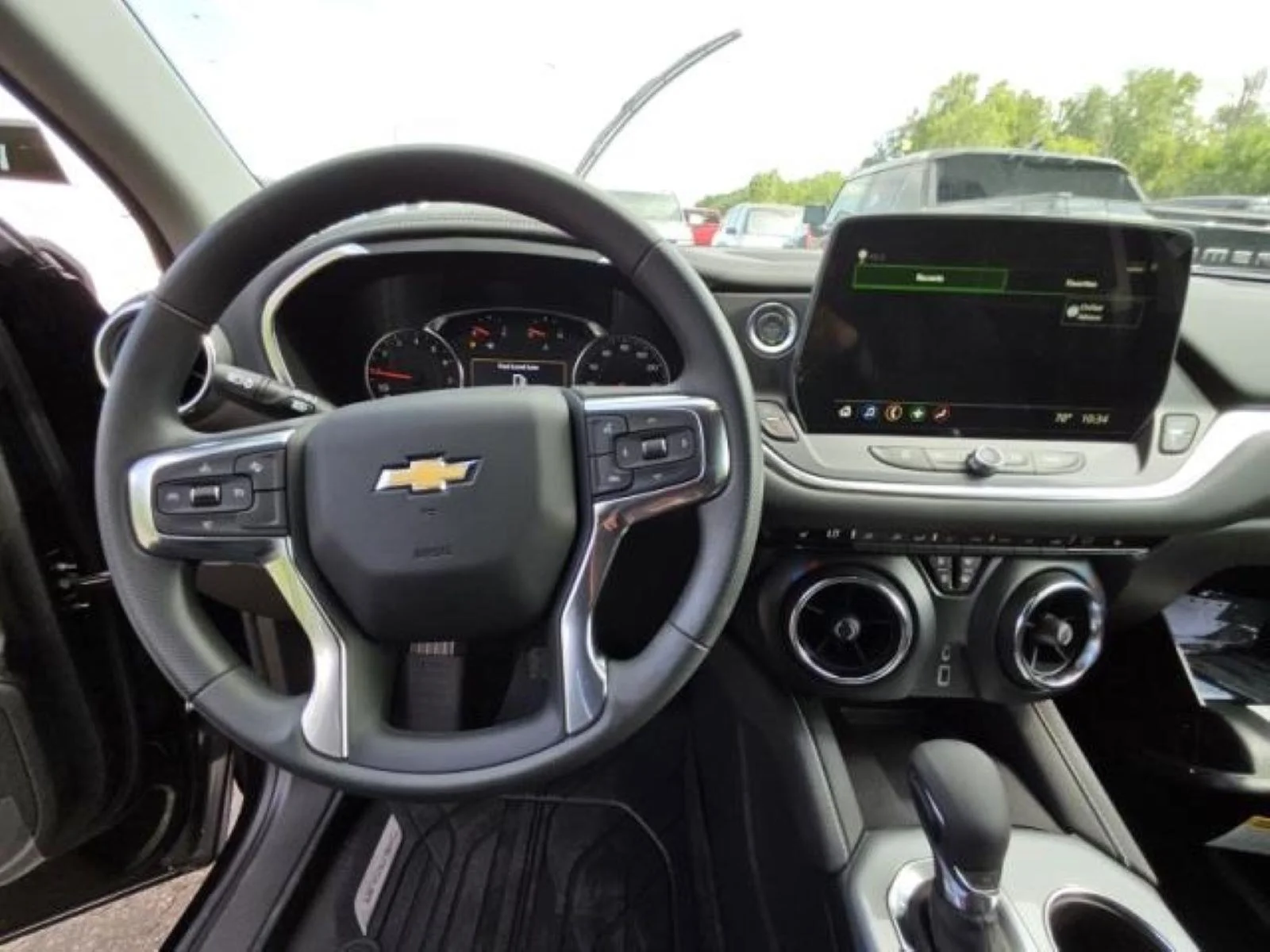 Used 2026 Black Chevrolet 2LT image 10