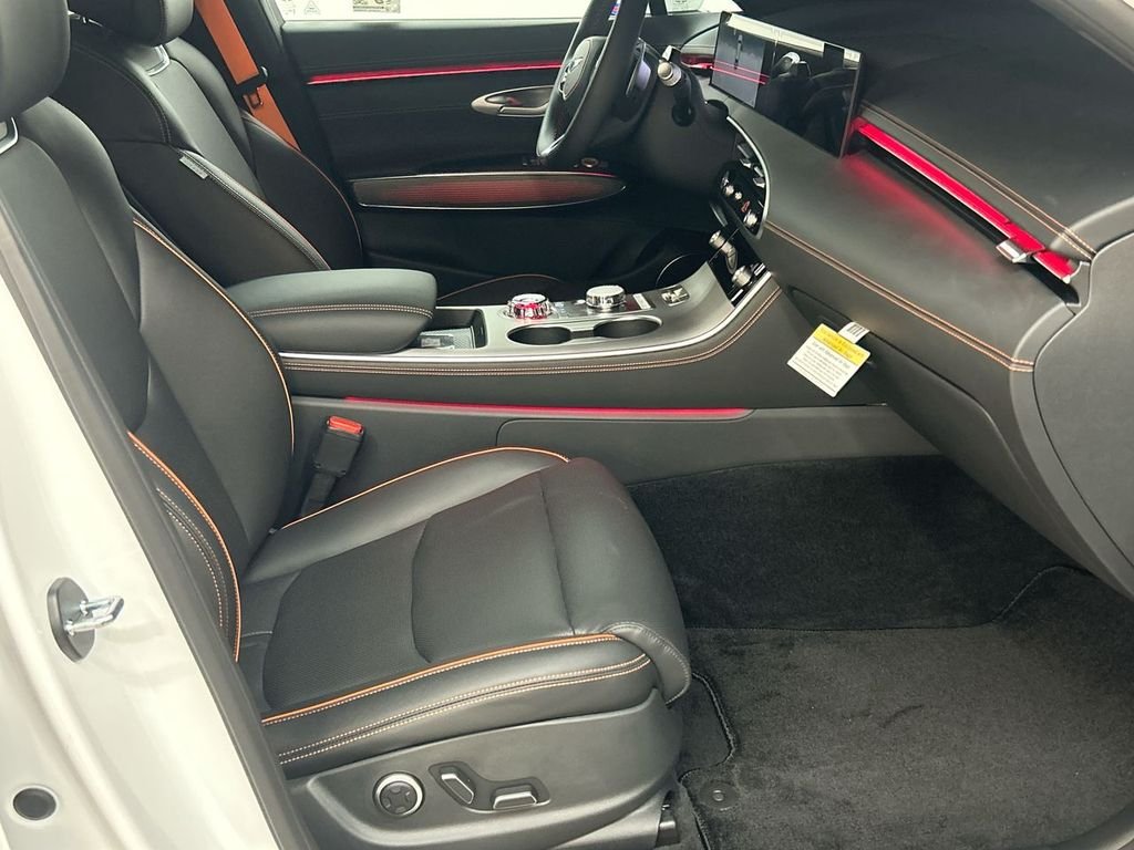 2026 GENESIS GV70 Sport Advanced - Photo 16