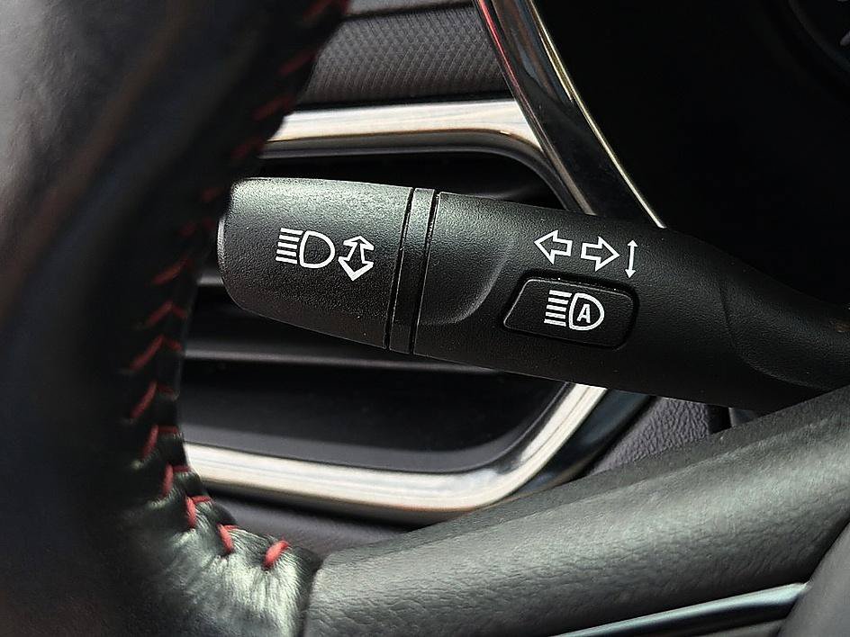 Used 2022 Silver Ice Metallic Chevrolet RS image 20