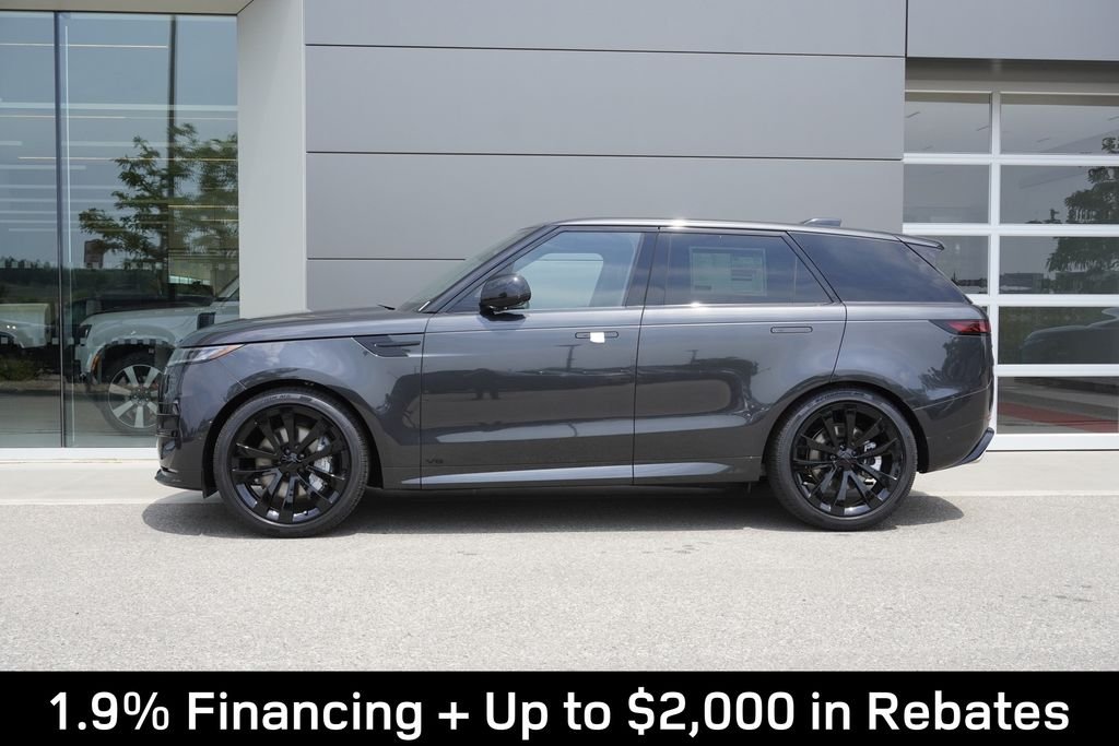 New 2026 Carpathian Grey Land Rover Dynamic SE image 8