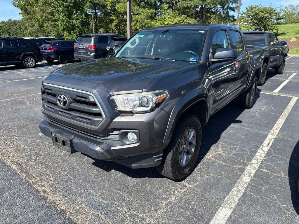 Used 2016 Gray Toyota SR5 image 5