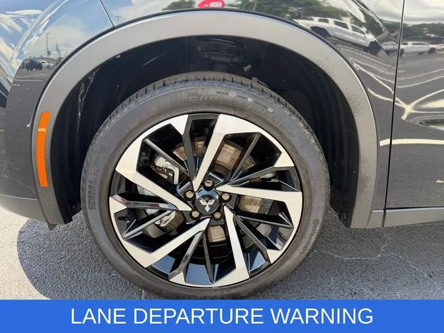Used 2023 Black Mitsubishi SE image 9