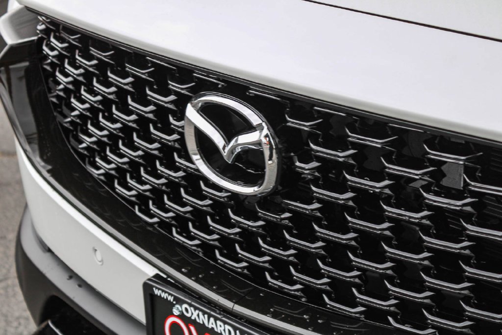 New 2026 Wind Chill Pearl Mazda Premium AWD image 9