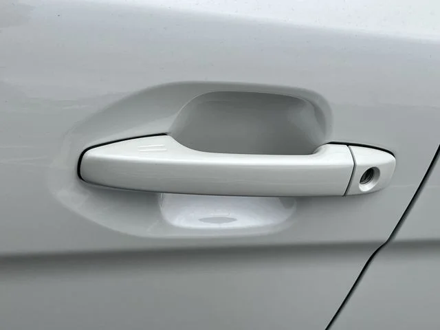New 2026 CRYSTAL WHITE PEARL Subaru Limited image 42