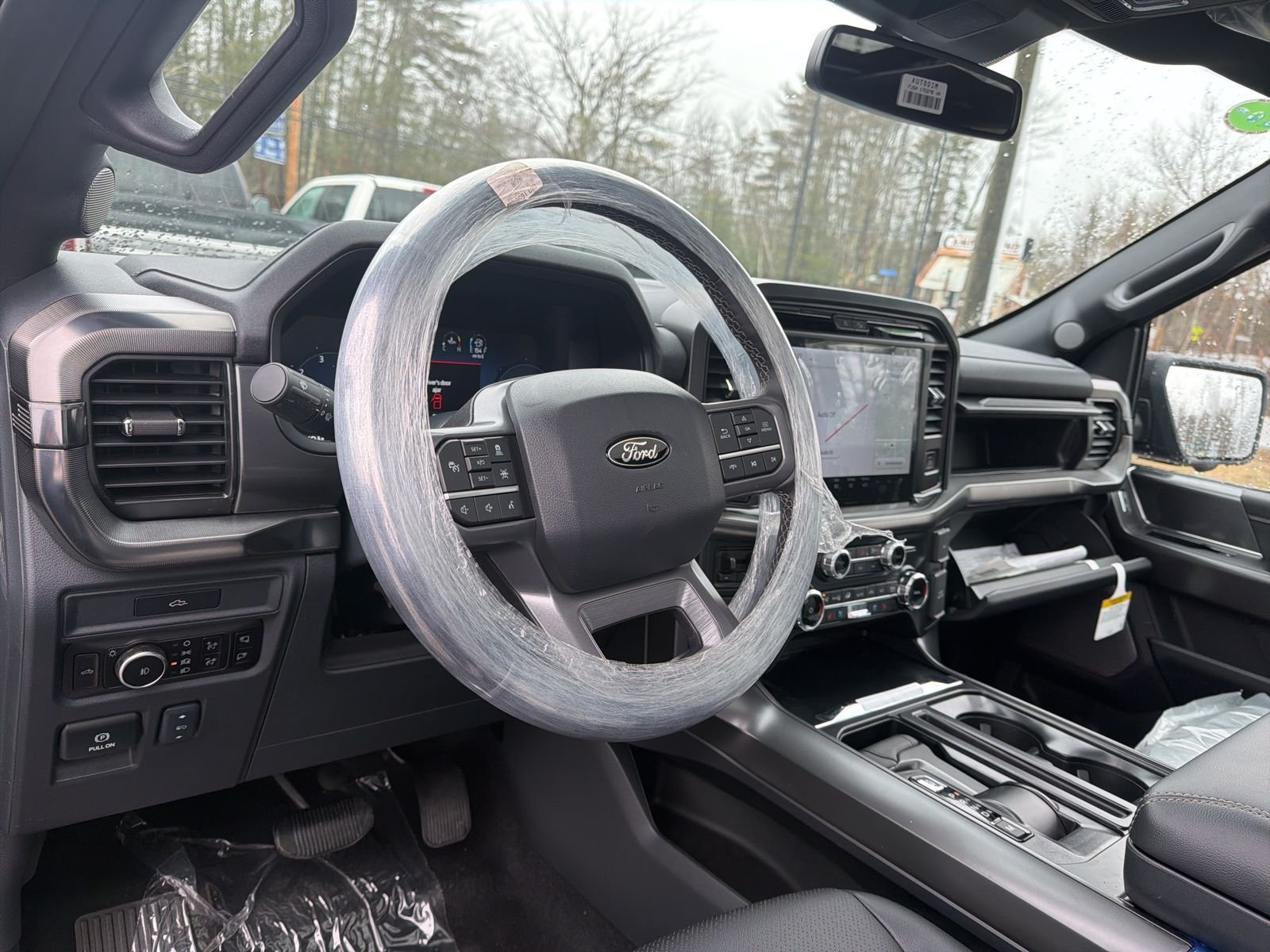 New 2026 Agate Black Metallic Ford Lariat® image 23