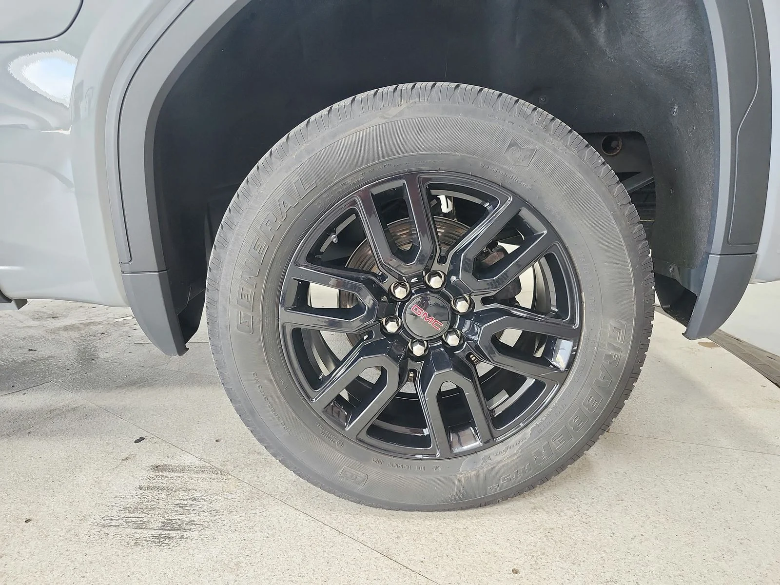 Used 2024 Gray GMC Elevation image 48
