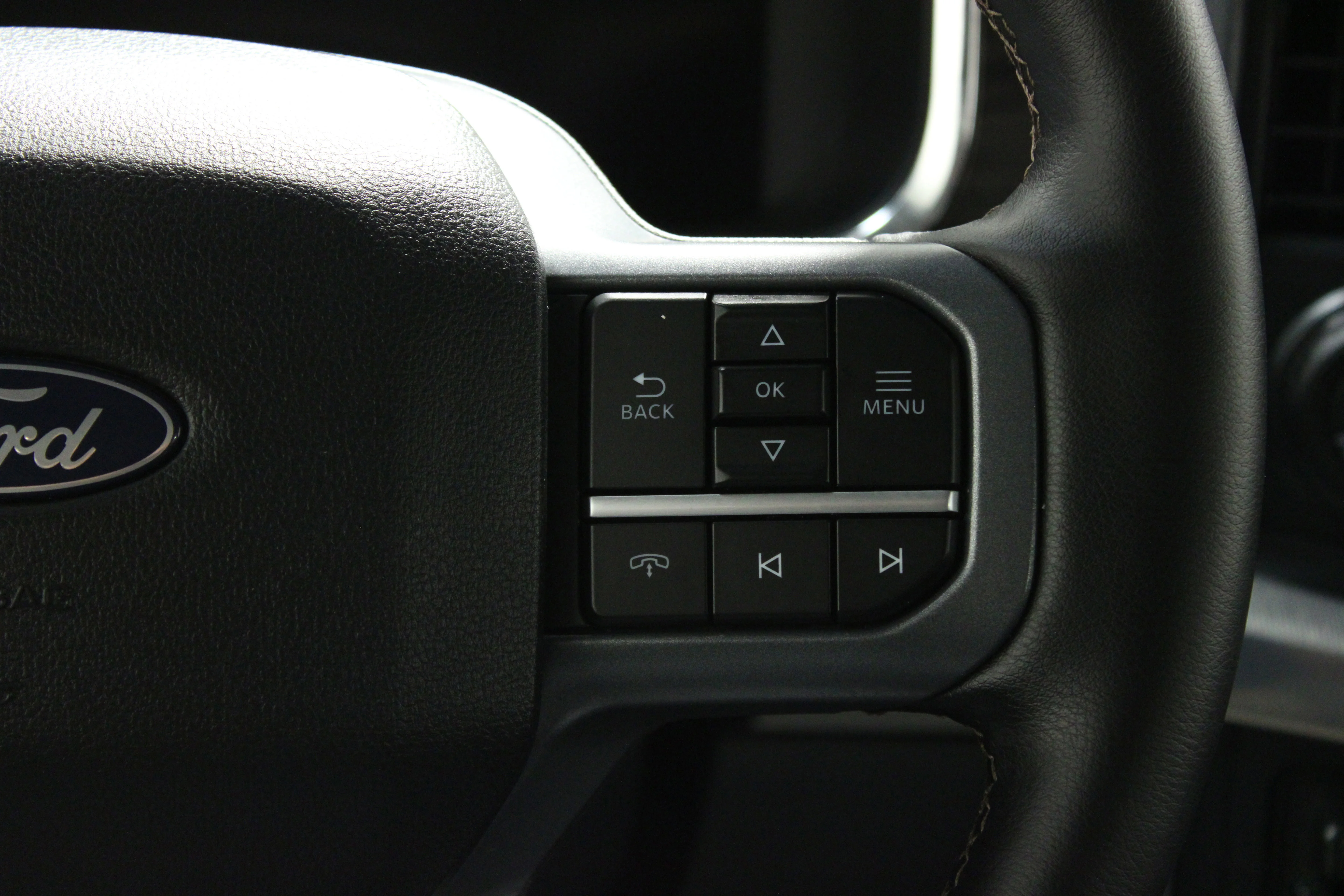 Used 2025 Antimatter Blue Metallic Ford LARIAT image 25