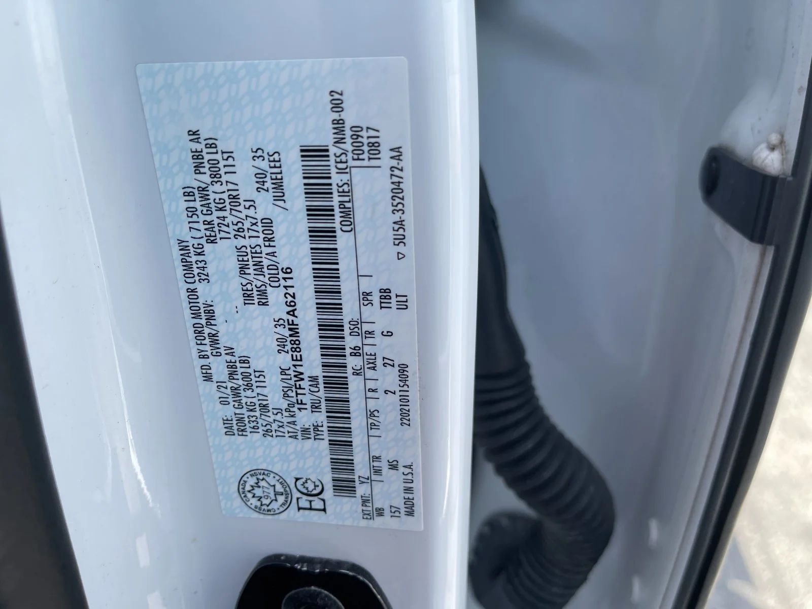 Used 2021 White Ford XLT image 31