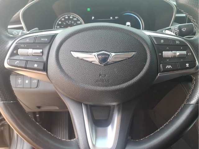Used 2022 Gray Genesis 3.3T RWD image 14