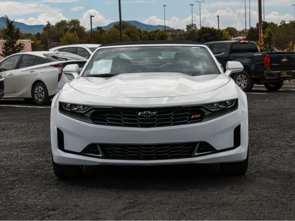Used 2024 Summit White Chevrolet 2LT image 2