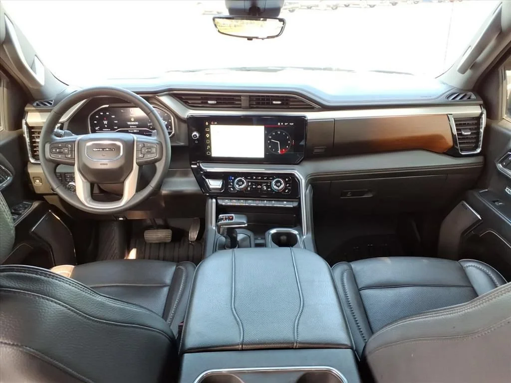 Used 2024 Onyx Black GMC Denali image 26