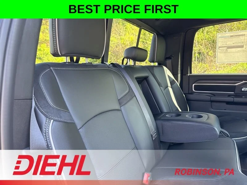 New 2026 Granite Crystal Metallic Clear-Coat Exterior Paint RAM Laramie image 13