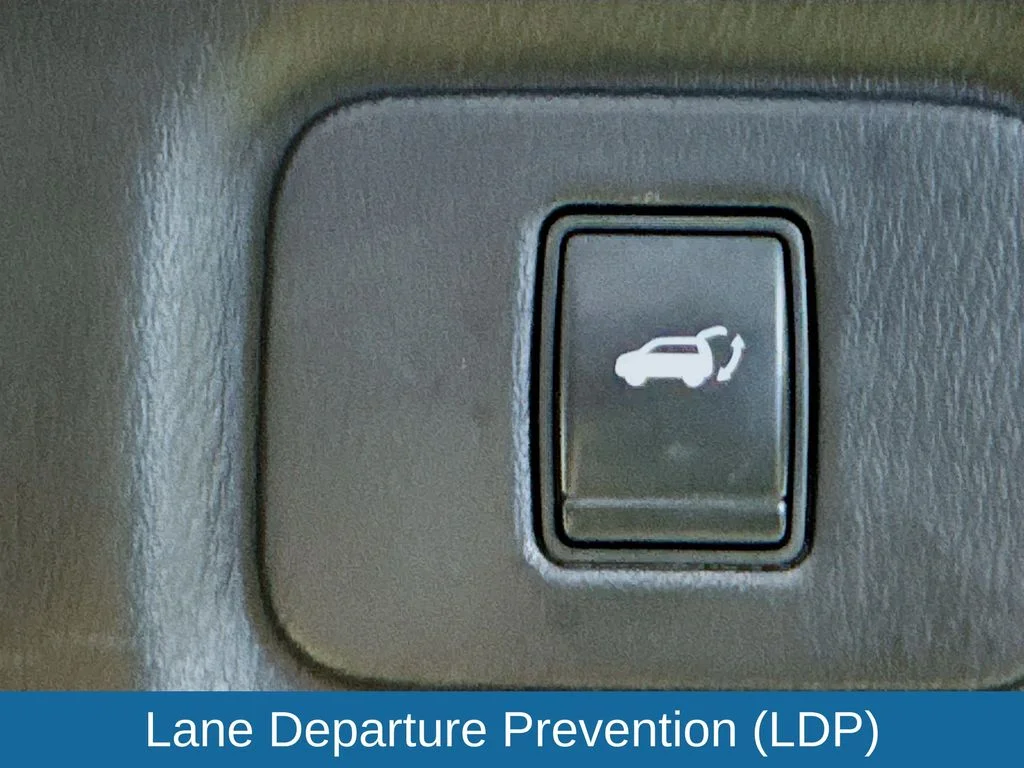 Used 2014 Gray INFINITI  image 36