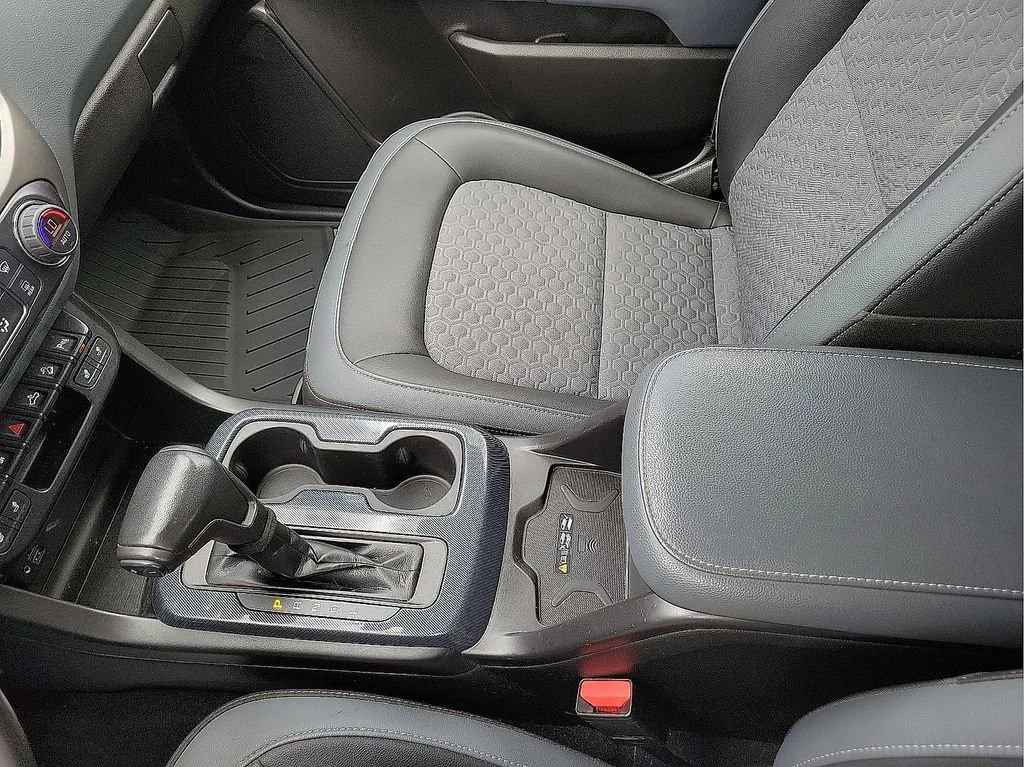 2021 Chevrolet Colorado Z71 - Photo 20