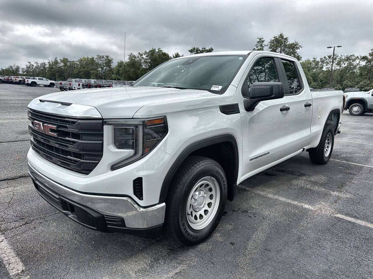 Used 2023 SUMMIT WHITE GMC Pro image 4