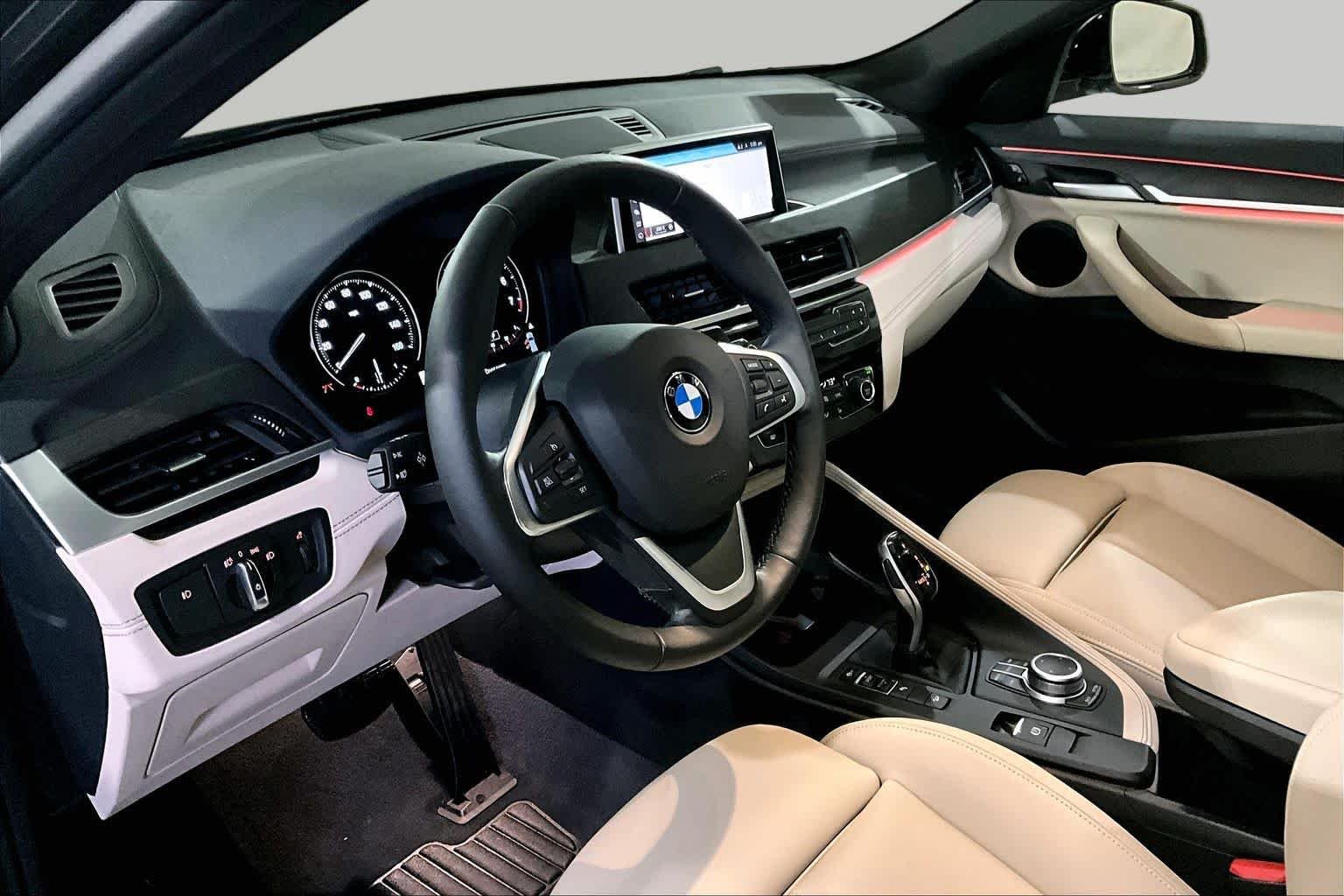 Used 2020 Mineral Gray Metallic BMW xDrive28i image 17