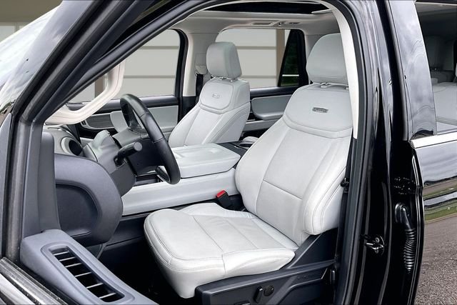 Used 2025 Black Ford Platinum image 25