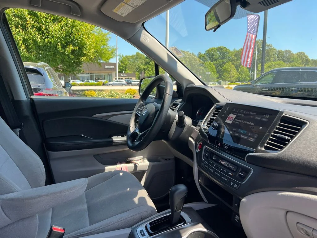 Used 2020 Gray Honda EX image 29