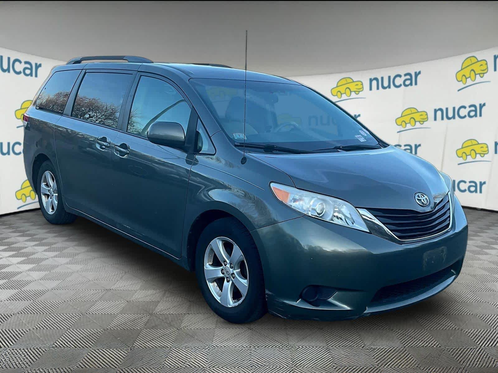2011 Toyota Sienna LE