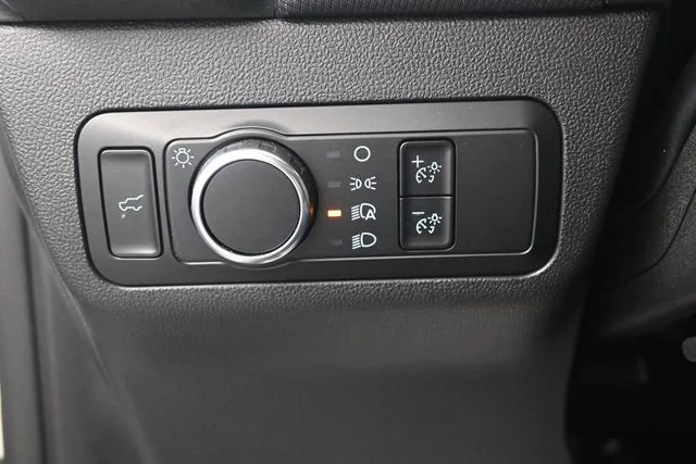 Certified Used 2025 Oxford White Ford Big Bend image 37