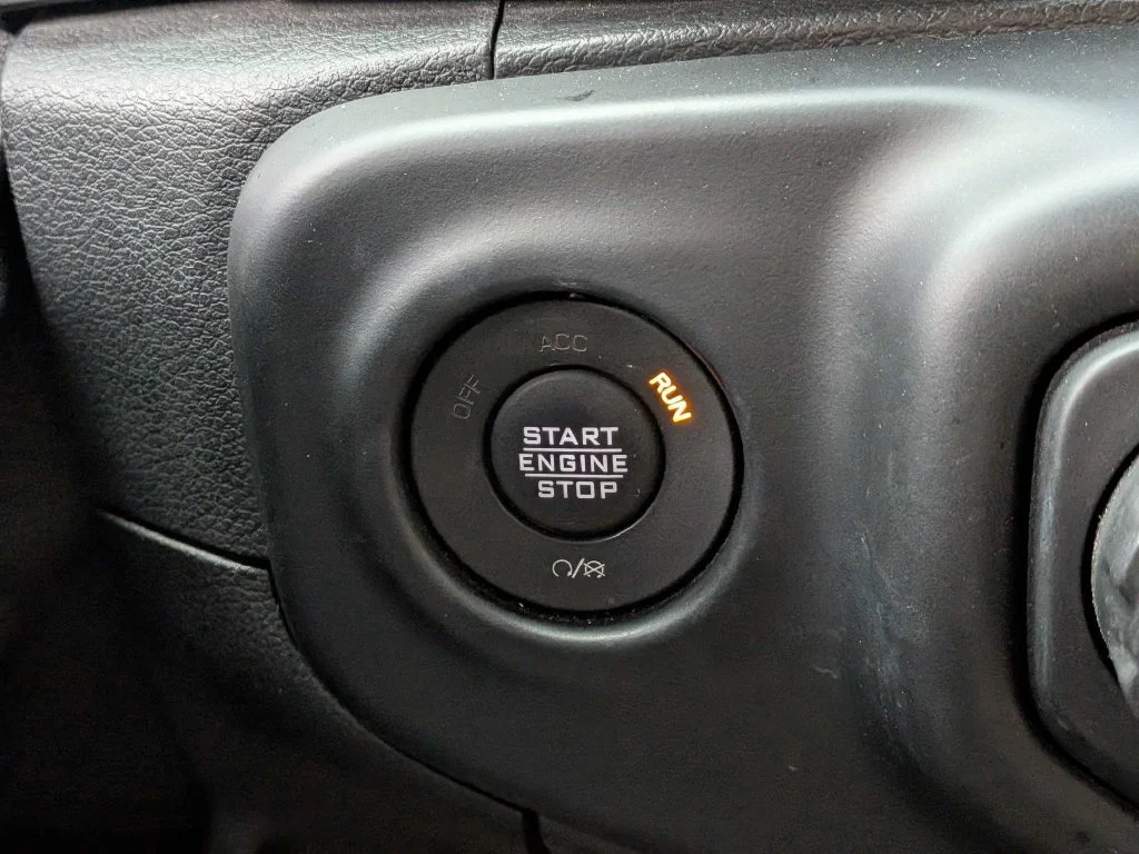 Certified Used 2021 Snazzberry Pearlcoat Jeep Unlimited Rubicon image 28