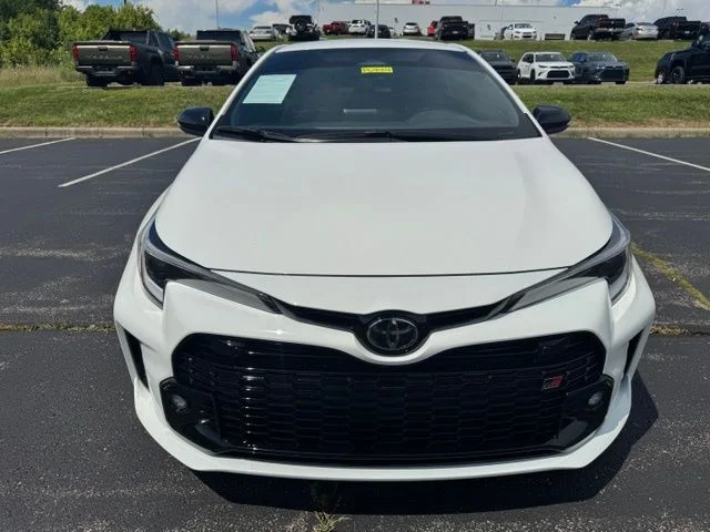 Used 2024  Toyota Premium image 8