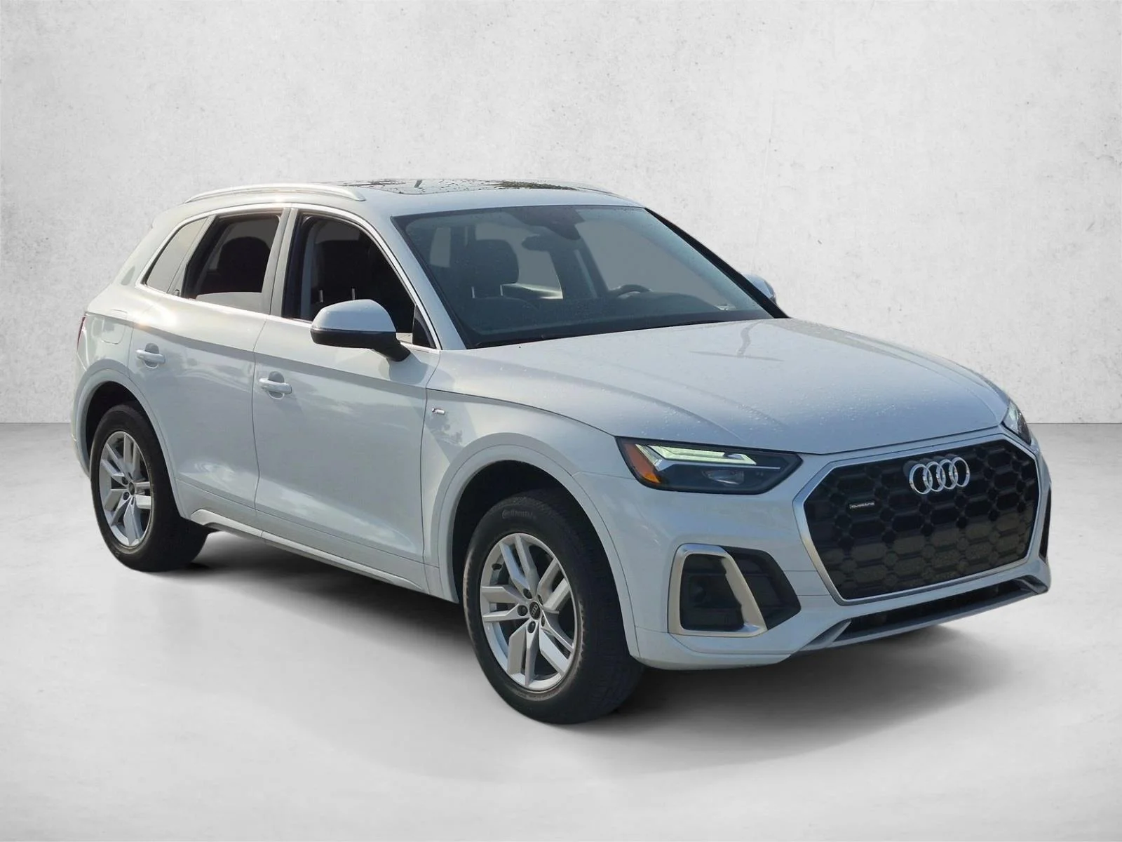 Used 2023 Glacier White Metallic Audi S line Premium image 3