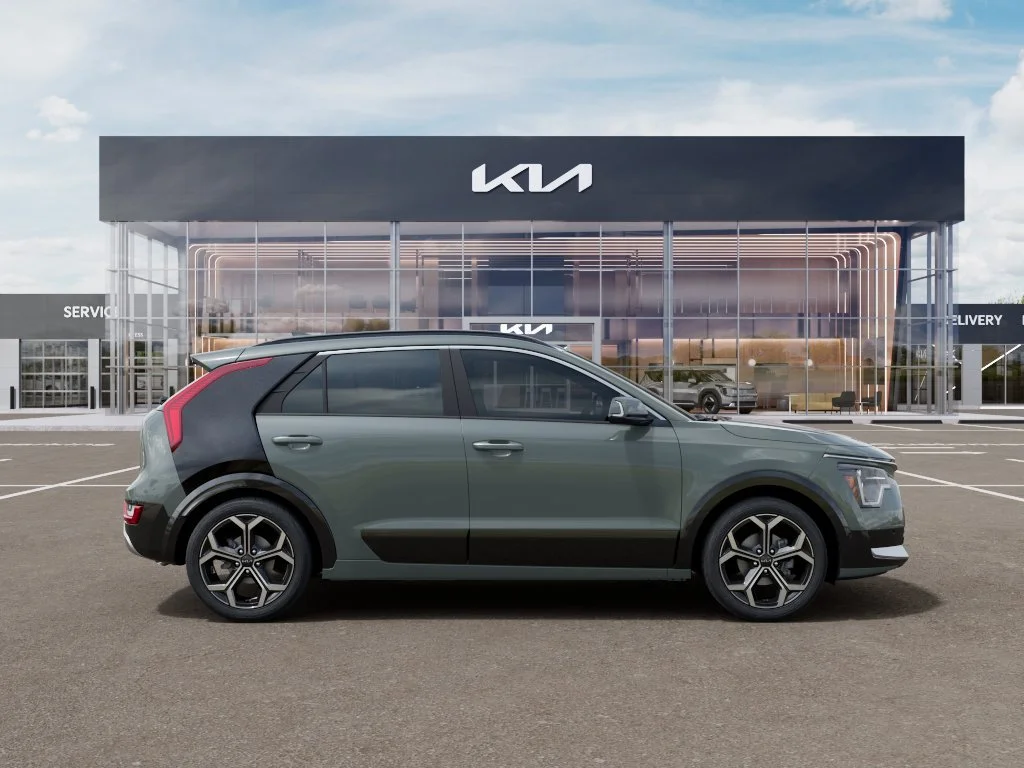 New 2026 Cityscape Green Kia SX Touring image 7
