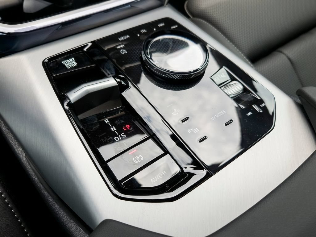 New 2026 Brooklyn Grey Metallic BMW 30 xDrive image 9