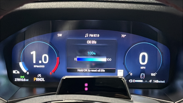 Used 2025 Agate Black Metallic Ford ST-Line image 17