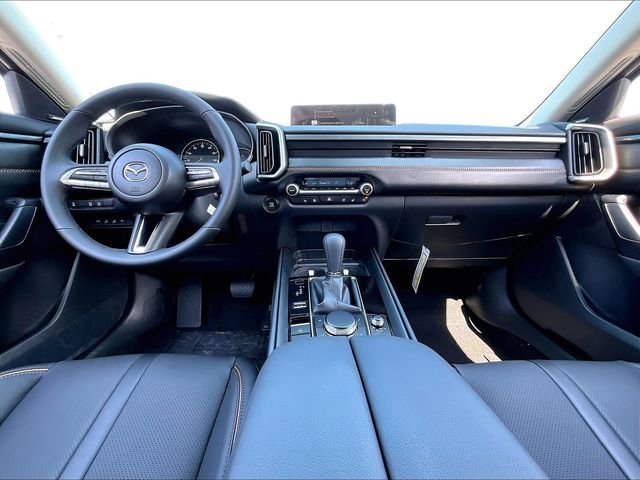 2026 Mazda CX-50 — photo 11