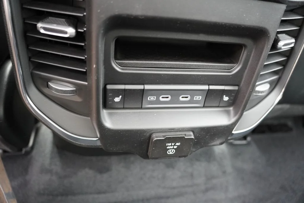New 2026 Serrano-Green Metallic Exterior Paint RAM Laramie image 12