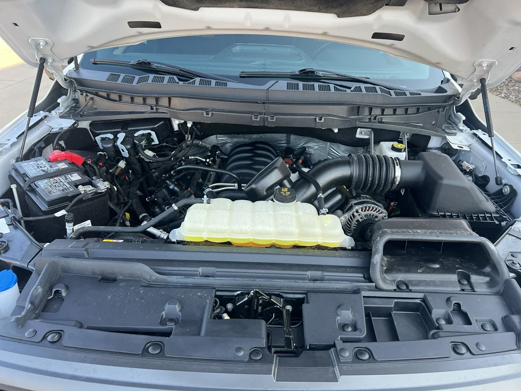 Used 2025 Oxford White Ford Tremor image 26