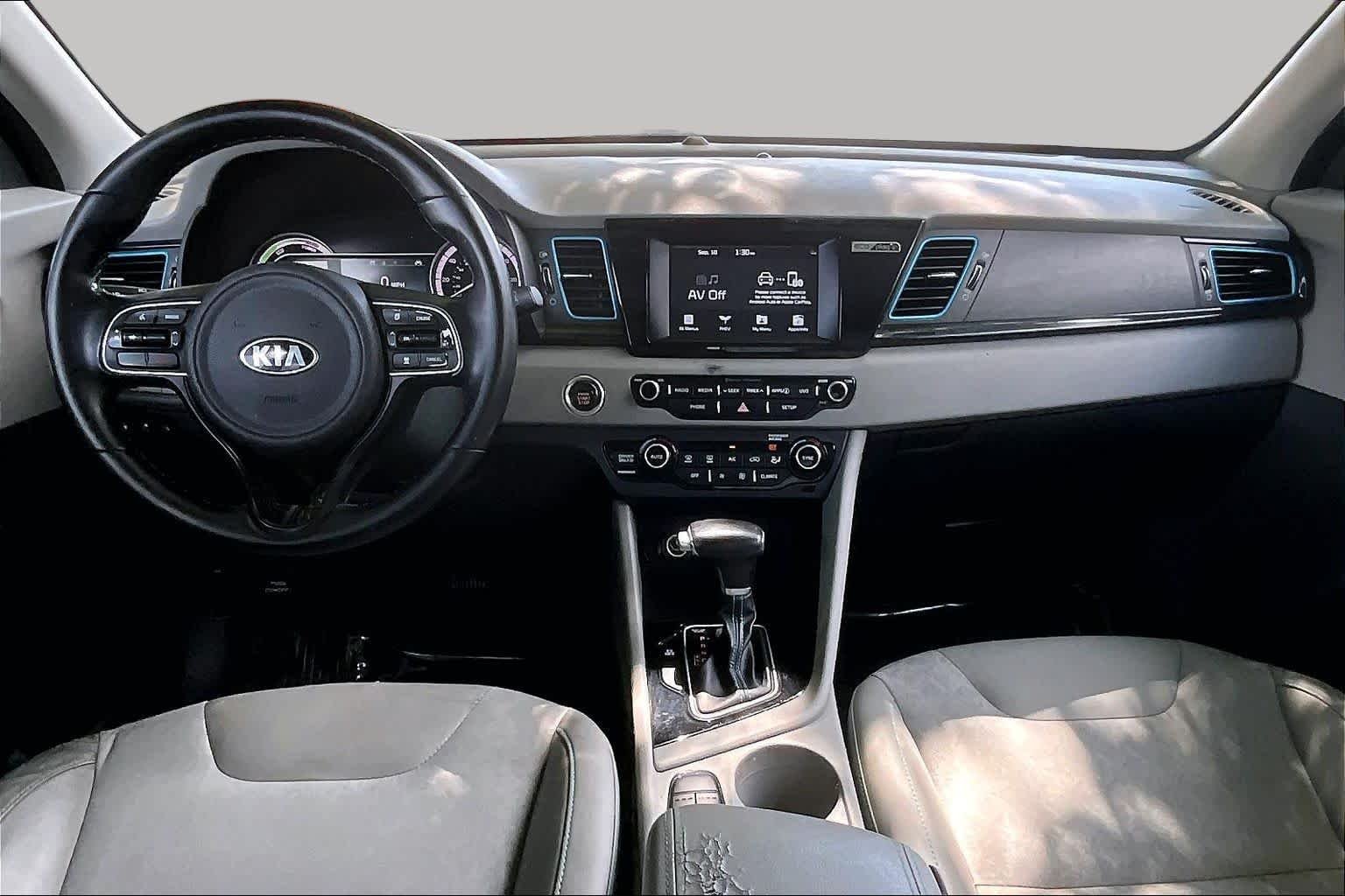 Used 2019 Platinum Graphite Kia EX image 15