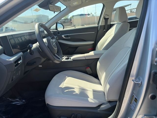 2025 Hyundai Sonata SEL - Photo 9