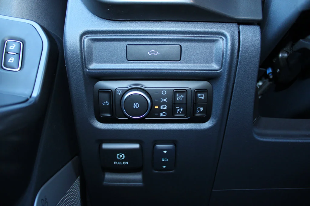 New 2026 Antimatter Blue Metallic Ford Tremor® image 48