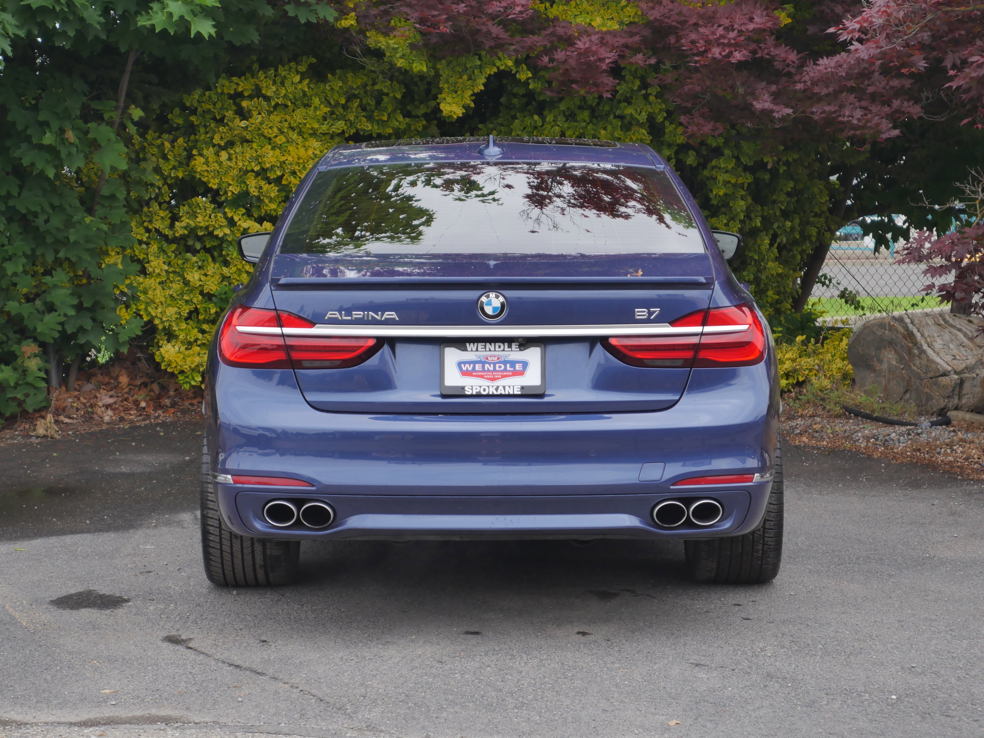 Used 2017 ALPINA Blue Metallic BMW ALPINA B7 xDrive image 25