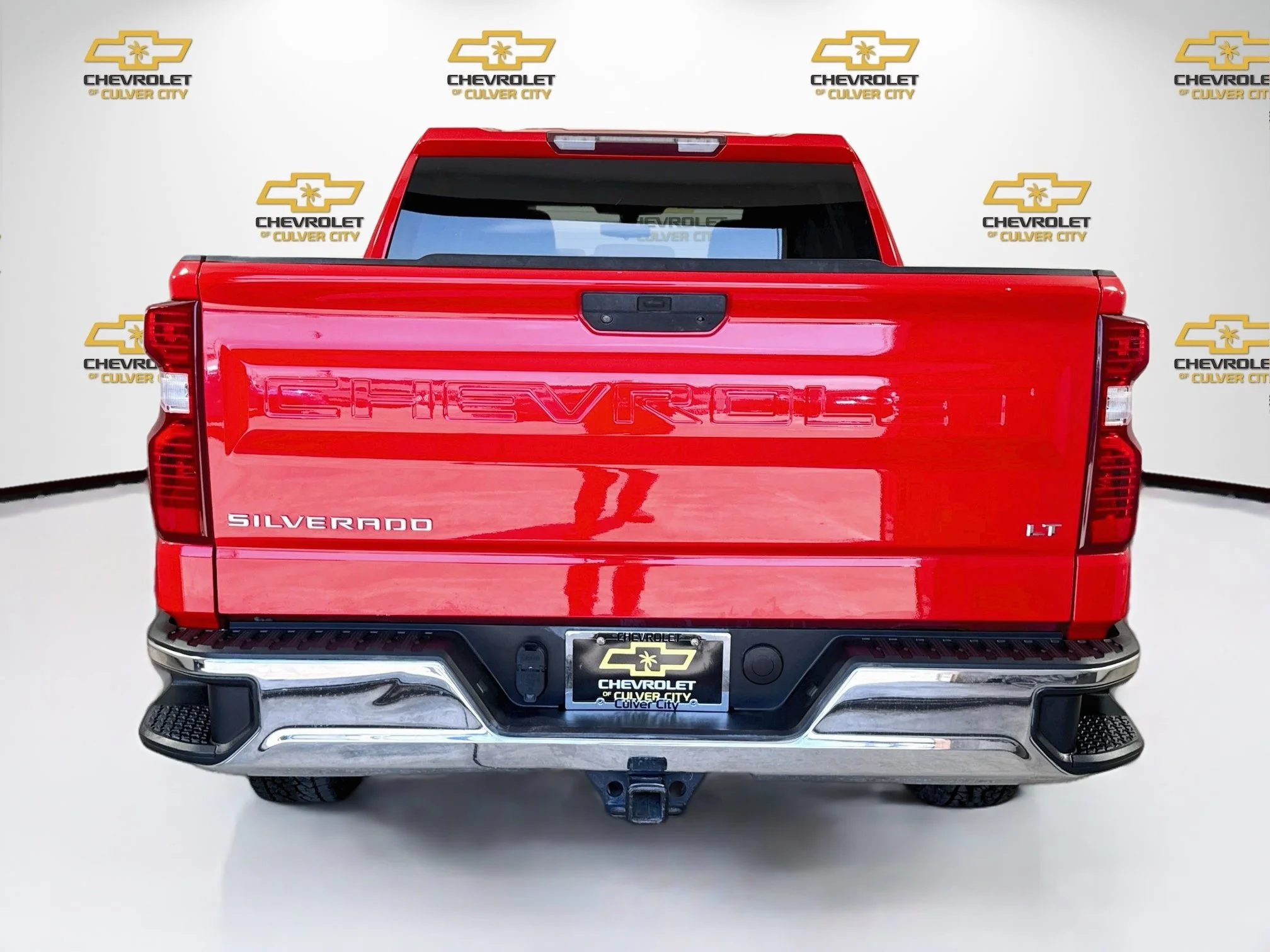 Used 2019 RED HOT Chevrolet LT image 7