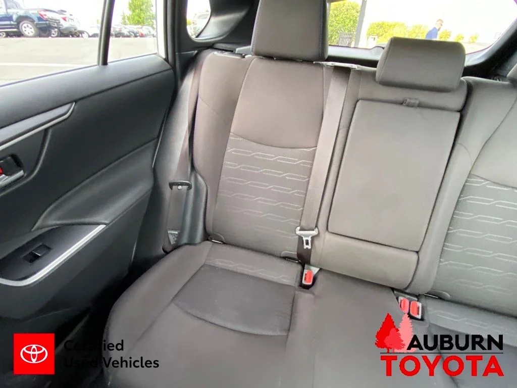 Used 2025 Ice Cap Toyota SE image 21