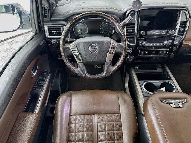 Used 2021 White Nissan Platinum Reserve image 23