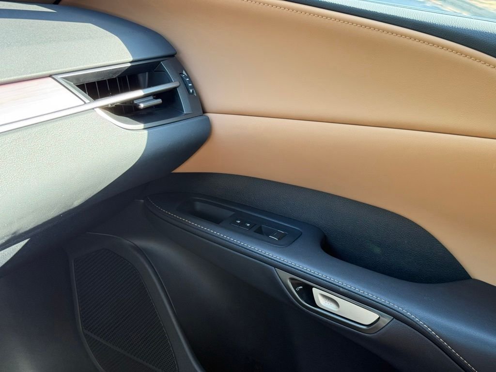 2025 Lexus RX 350 - Photo 38