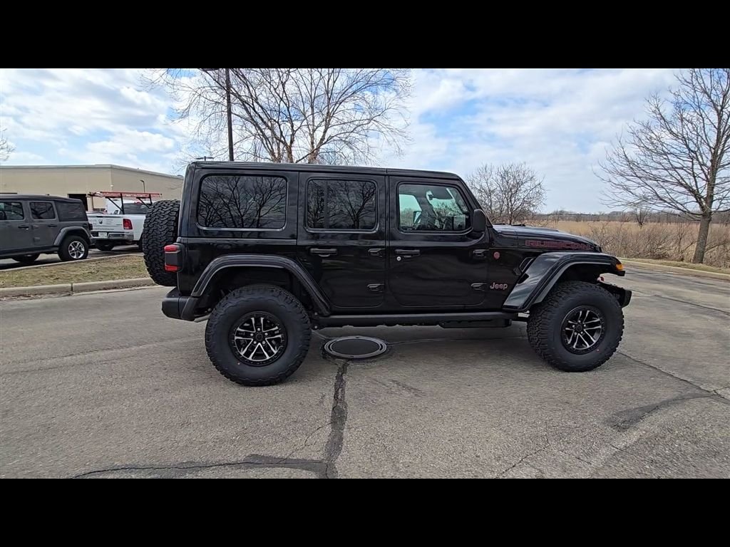 New 2026 Black Clear-Coat Exterior Paint Jeep Rubicon X image 8